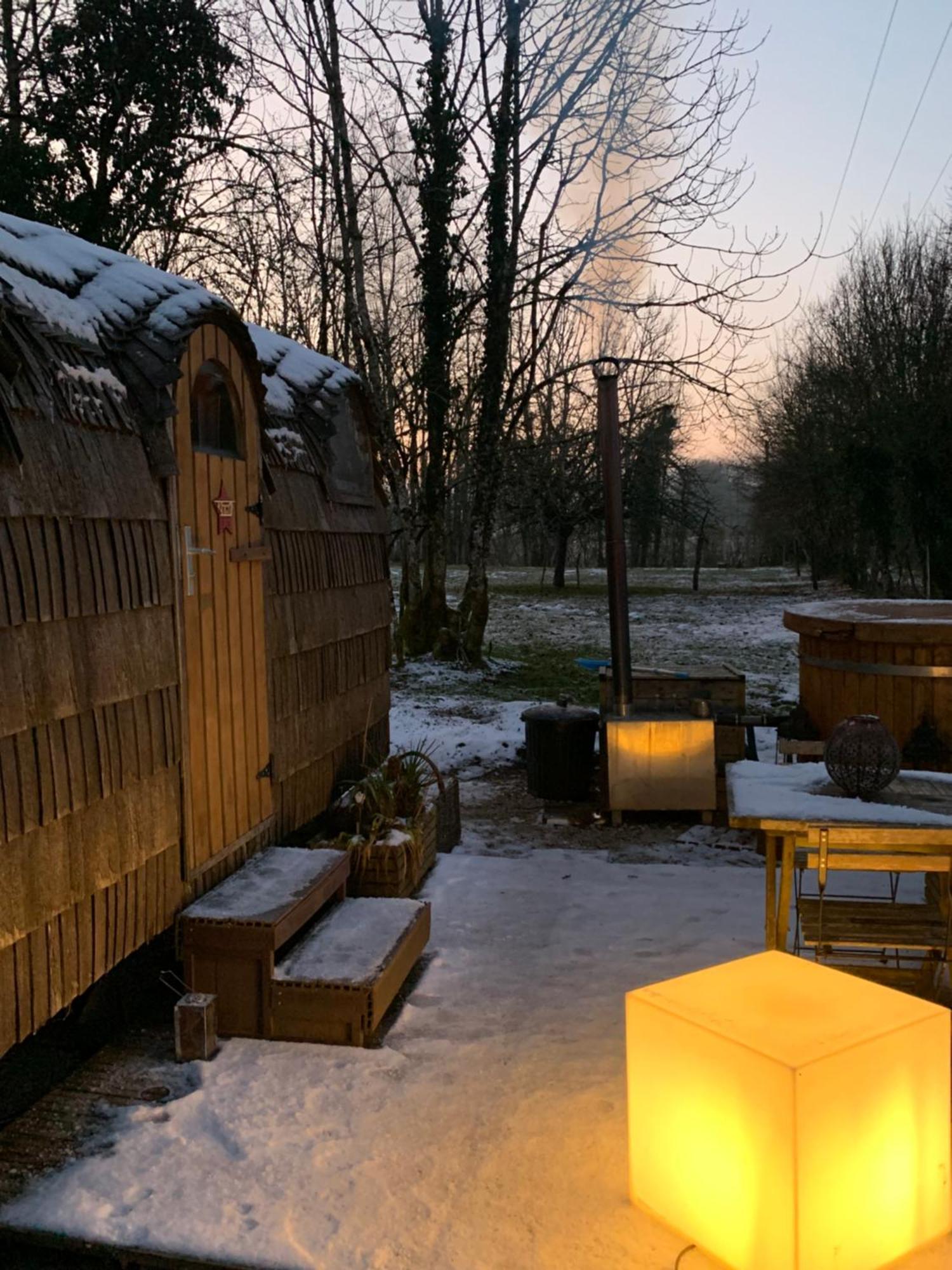 Cabane En Bois Avec Bain Nordique Et Sauna Marigny  Luaran gambar